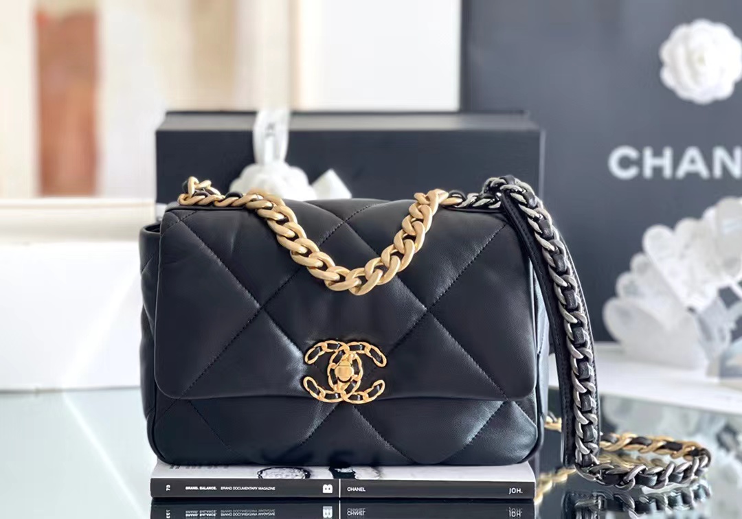 Chanel 19 bag全新打造专柜级