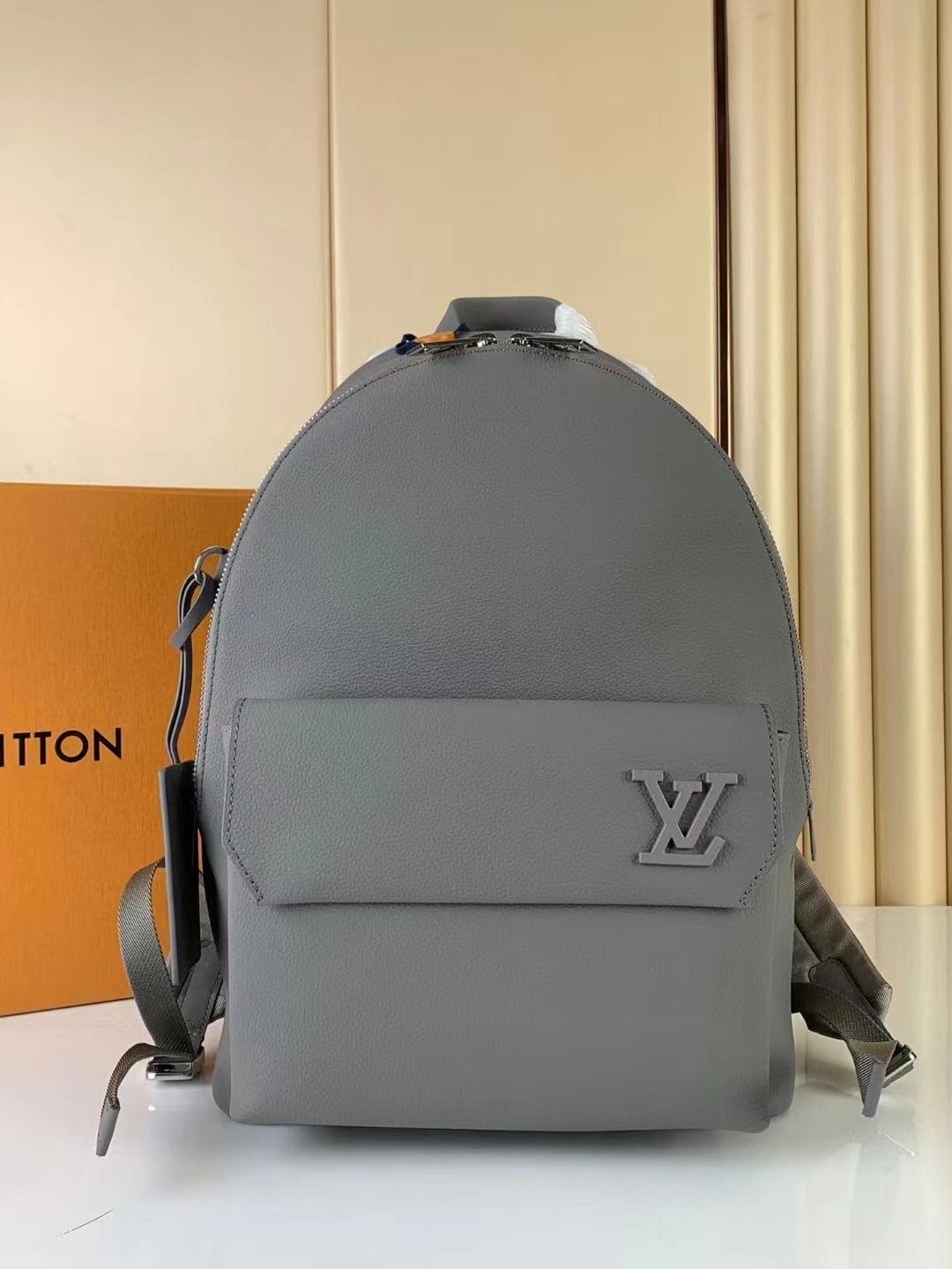 LV TAKEOFF双肩包新款男士背包高