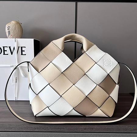 Loewe Basket手袋小牛皮编织手